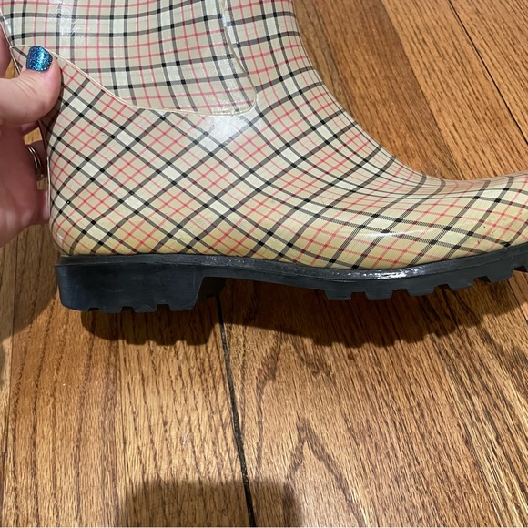 Lower East Side Checkered Plaid Rain Boots Size 9 - Picture 9 of 11